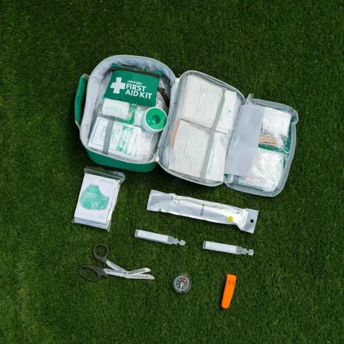 Clevinger Premium 2-in-1 Emergency First Aid Kit 258 Pieces - Image 2